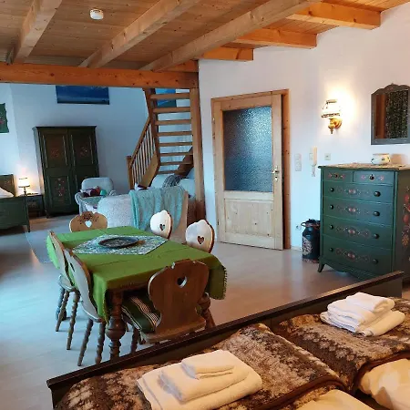 公寓 Braeustueberl - Zugspitze 加爾米施-帕滕基興