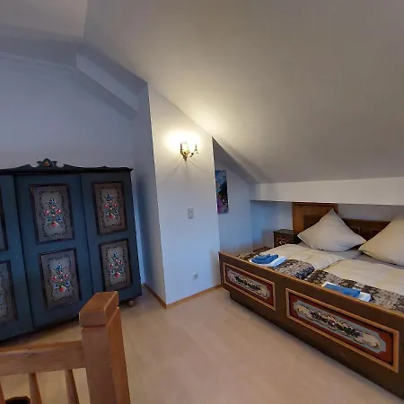 Braeustueberl - Zugspitze Garmisch-Partenkirchen