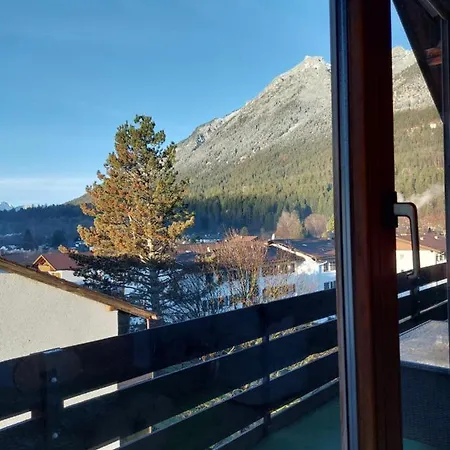 Braeustueberl - Zugspitze Apartmán